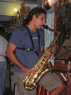 Neurônios que tocam saxofone