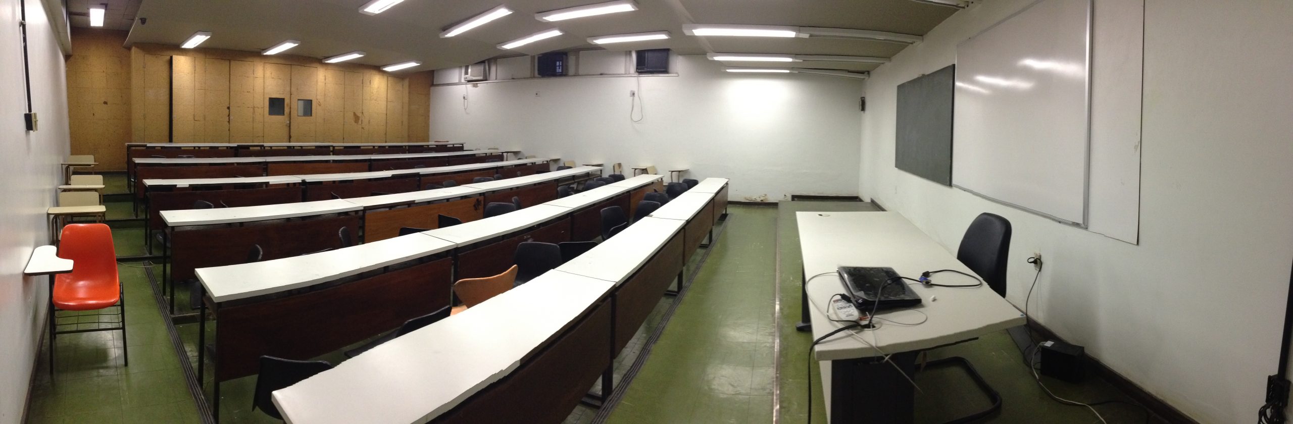 Onde estão os alunos? Para onde vão os alunos?